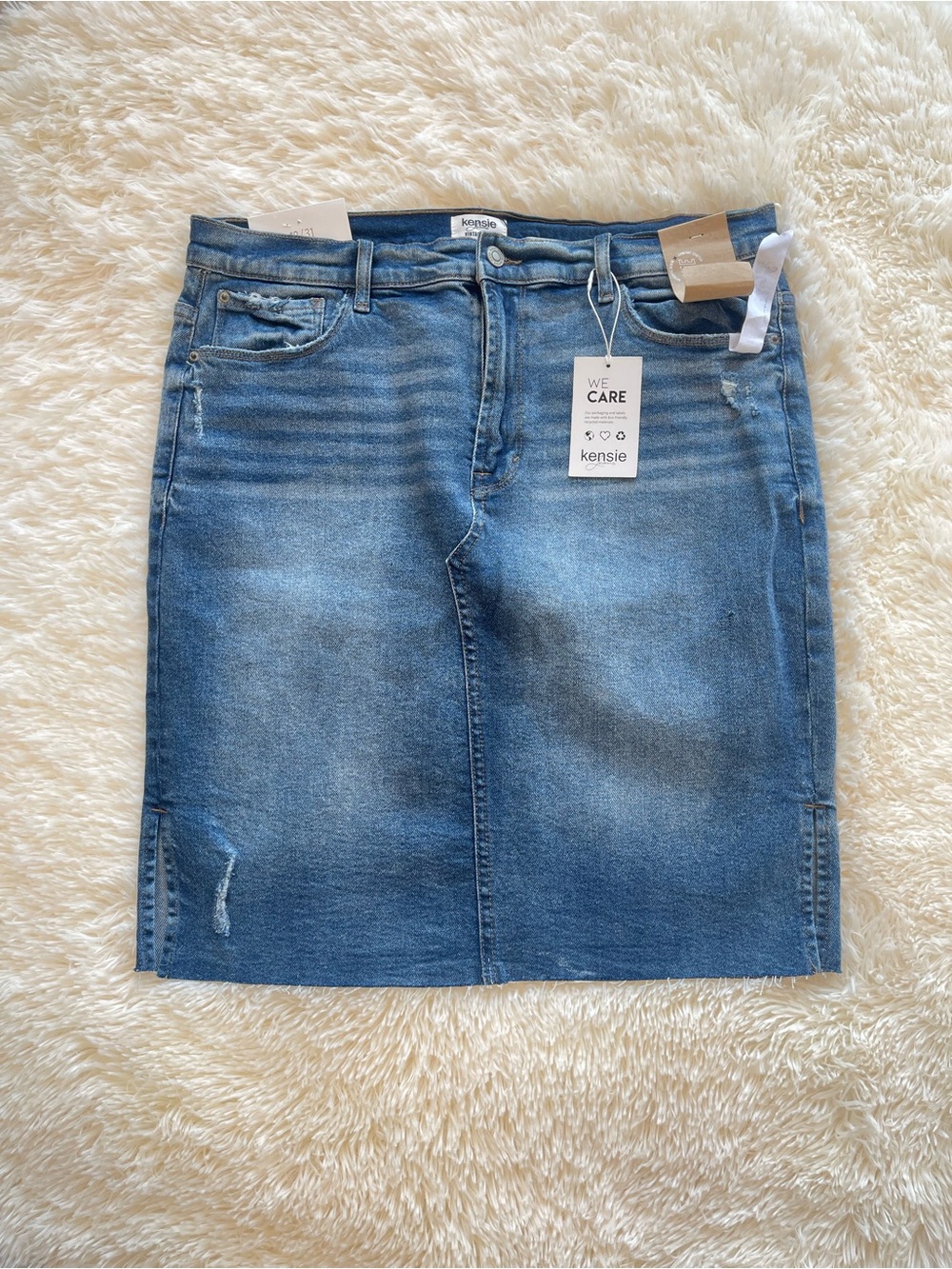 Kensie Medium Blue Denim Mini Skirt